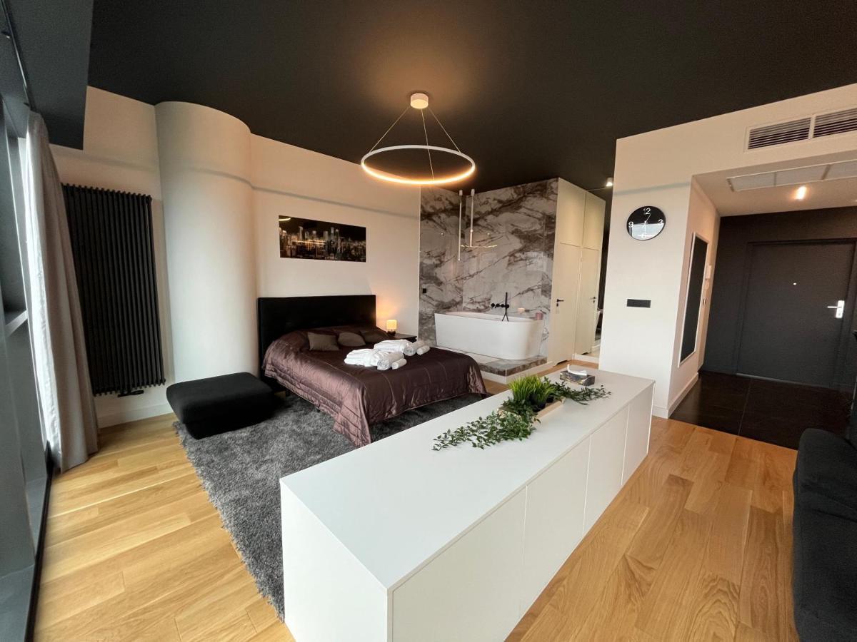 Hanza Tower - Luxurious Apartment 60M2 - 15Th Floor City View Щецин Екстер'єр фото